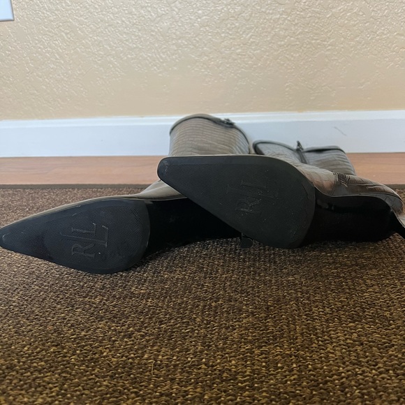 Ralph Lauren crocodile embossed black leather boots - Picture 5 of 14